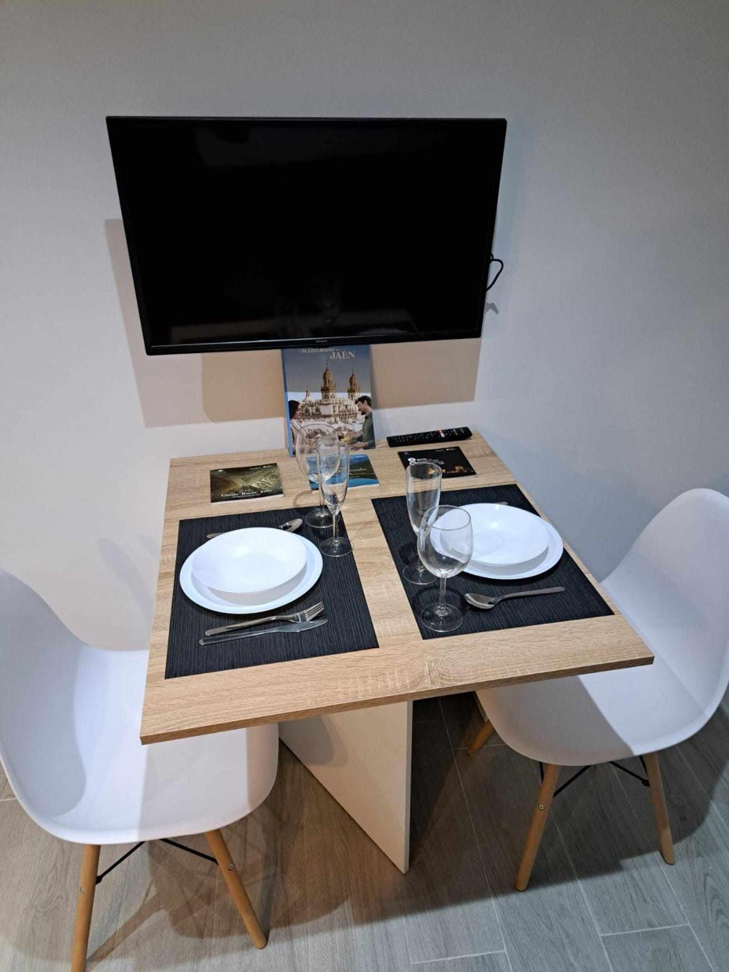 Acc Serrano 2 Aparcamiento Cercano Apartment Jaen